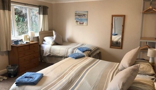 Suite estándar, baño privado (Rear Room)