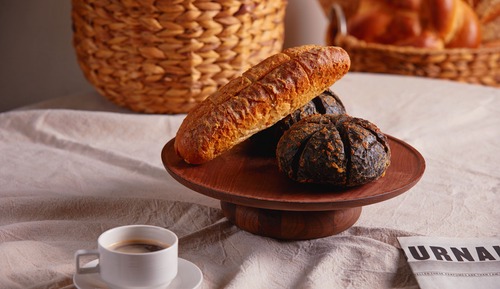 [Bakery PKG] [WEST] Suite(Kitchen/Standard/Bed) - Garlic Bread 2EA + 2 Cups of Americano