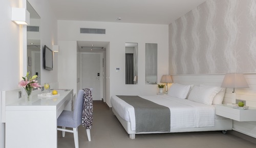 Habitación de luna de miel, piscina privada, vistas al complejo turístico