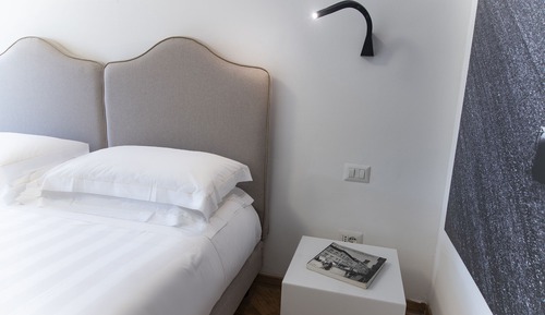 Habitación estándar con 1 cama doble o 2 individuales, baño privado