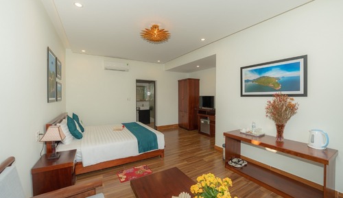 Superior Double or Twin Room With Garden View