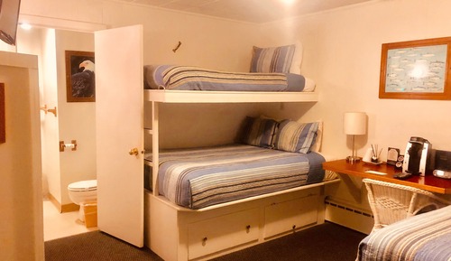 Habitación estándar (1 Double,1 Double with Twin above )