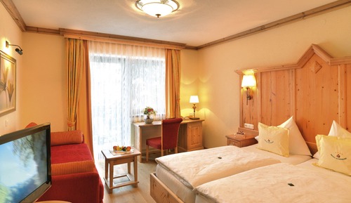 Habitación estándar doble, balcón