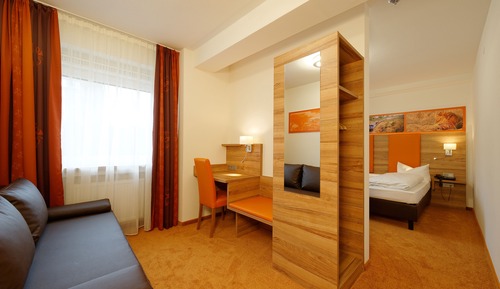 Habitación cuádruple económica (2 adults and 2 children)