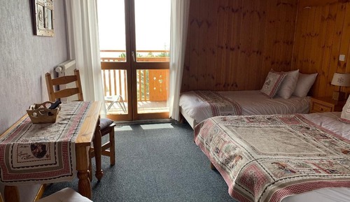 Habitación triple Confort, balcón