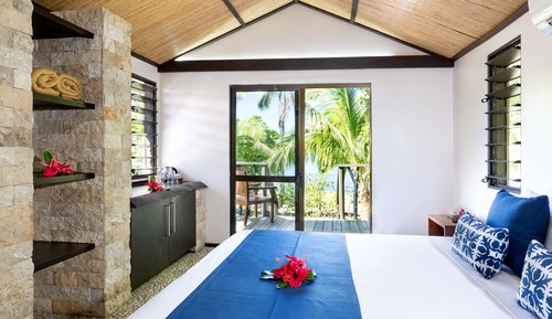 Habitación doble, baño privado, vistas a la playa