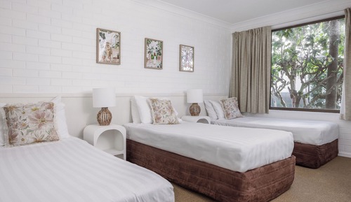 Apartamento estándar, 2 habitaciones, vistas al mar, planta baja