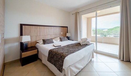 Apartamento Confort, 1 habitación, terraza, en la zona del jardín
