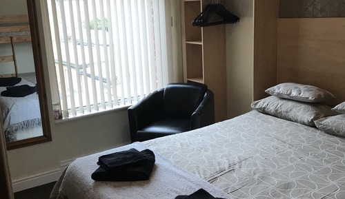 Habitación familiar (with bunk beds)
