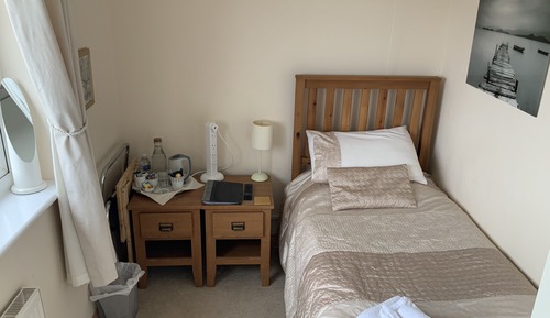 Habitación individual, baño privado