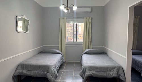 Habitación cuádruple estándar