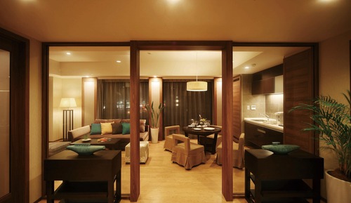 Suite, no fumadores, en esquina (2nd floor, 4 Pax Use)