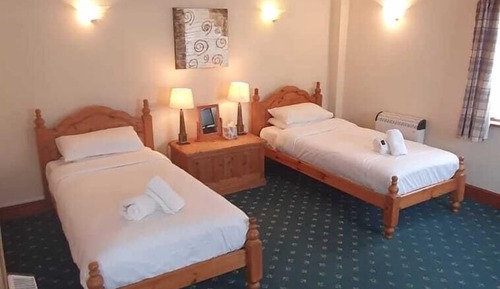 Twin Room, Ensuite