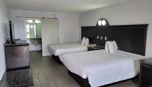 Habitación estándar, 2 camas de matrimonio, no fumadores