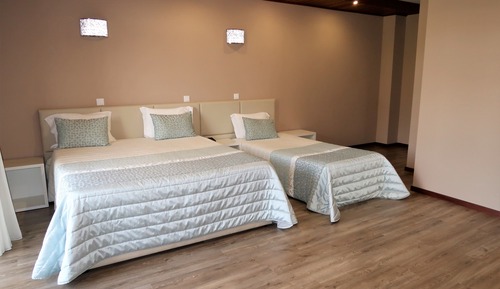 Habitación con 1 cama doble o 2 individuales