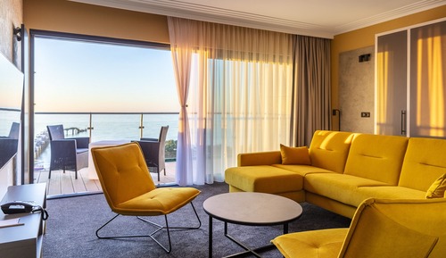 Apartamento, vistas al mar