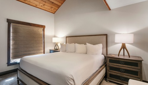 Ridgepoint Condo at Deer Valley - 3 Bedroom - #126