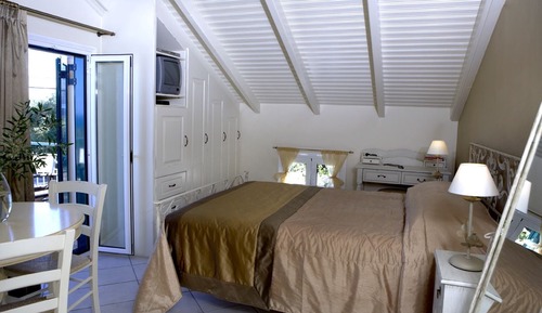 Estudio, vistas al mar (for 2)