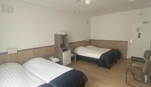 Habitación cuádruple estándar