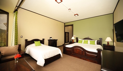 Mountain Suite, 2 Queen Beds