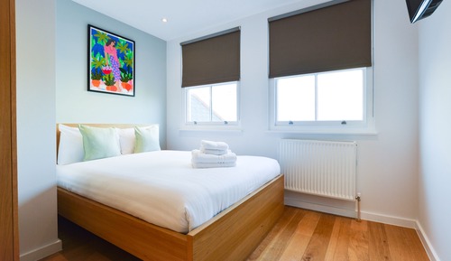 Top Floor One Bedroom