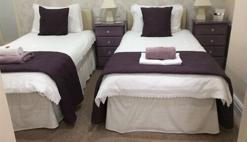 Habitación de lujo con 1 cama doble o 2 individuales