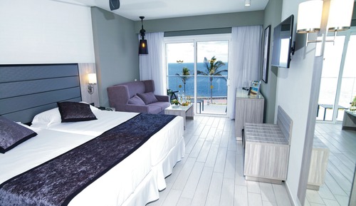 Habitación doble, balcón, vistas al mar