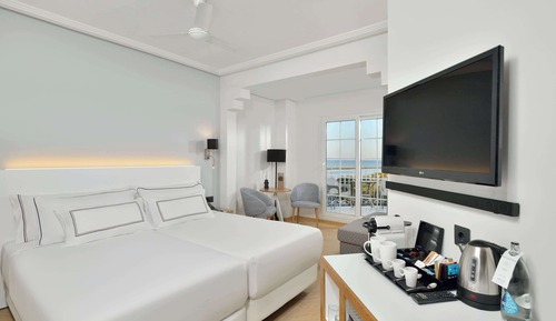 Habitación familiar, vistas al mar (2+1)
