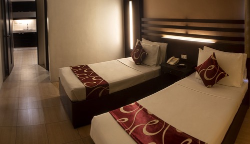 Superior One Bedroom