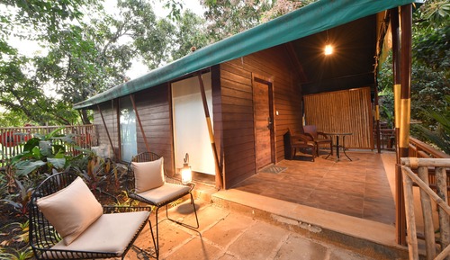 Winter Green Cottage