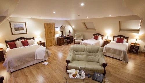 Suite junior, baño privado, vistas al mar (Golf Course View - Room 2)