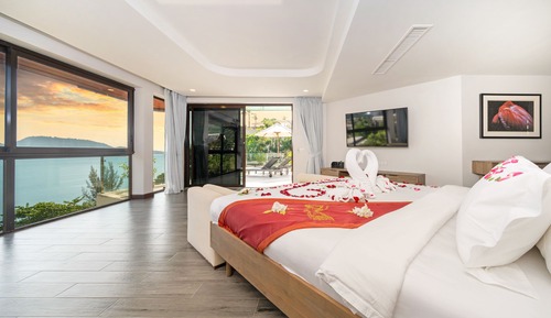 Residence 6 Bedrooms