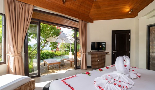 Pool villa 2 bedroom with garden
