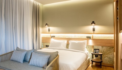 Classic Double Room, Private Pool, Garden View