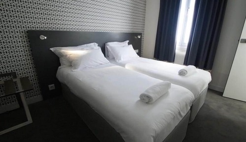 Habitación clásica con 2 camas individuales