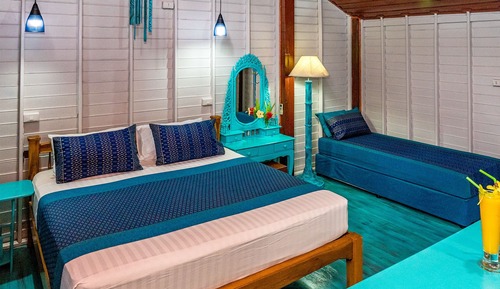 Family Poolside Suite