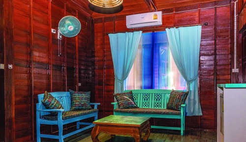 Romantic Sea View Studio