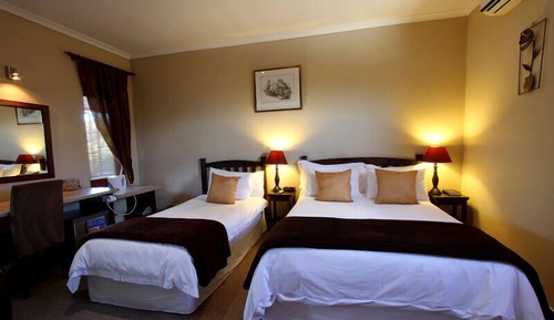 Double with single bed en-suite upstairs