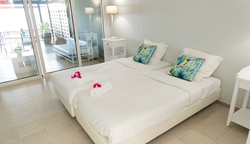 Habitación cuádruple, varias camas, no fumadores, vistas al mar