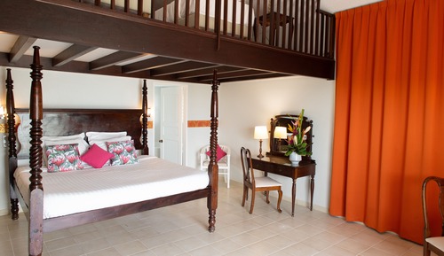 Habitación cuádruple Deluxe, varias camas, no fumadores, vistas al mar