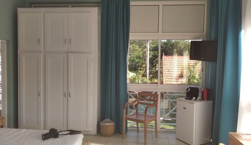 Habitación doble, 1 cama de matrimonio grande, no fumadores, vistas a la piscina