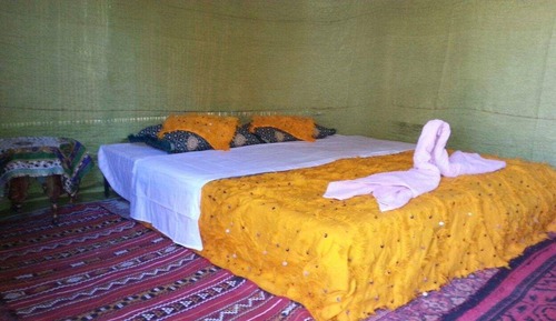 Tienda tradicional, baño privado (2 People - Beds)
