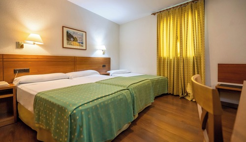 Doble con cama supletoria