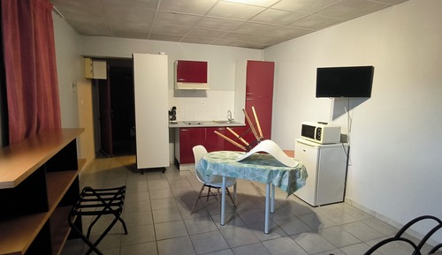 Estudio, cocina básica