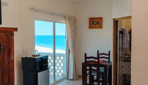 Standard King room Ocean View BK by MM