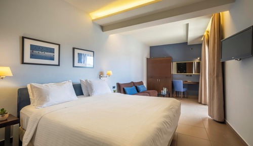 Deluxe Double Room with Old Town and Sea View 30m²