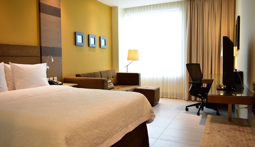 Cama matrimonial