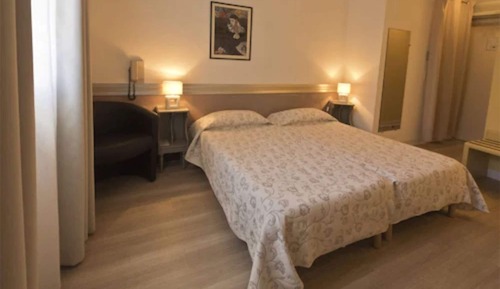 Habitación con 1 cama doble o 2 individuales
