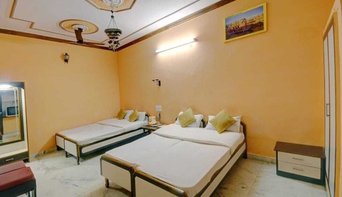 Habitación familiar, fumadores, planta baja