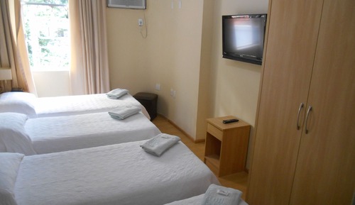 Habitación cuádruple estándar
